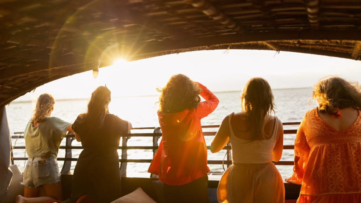 kerala tourism flywell