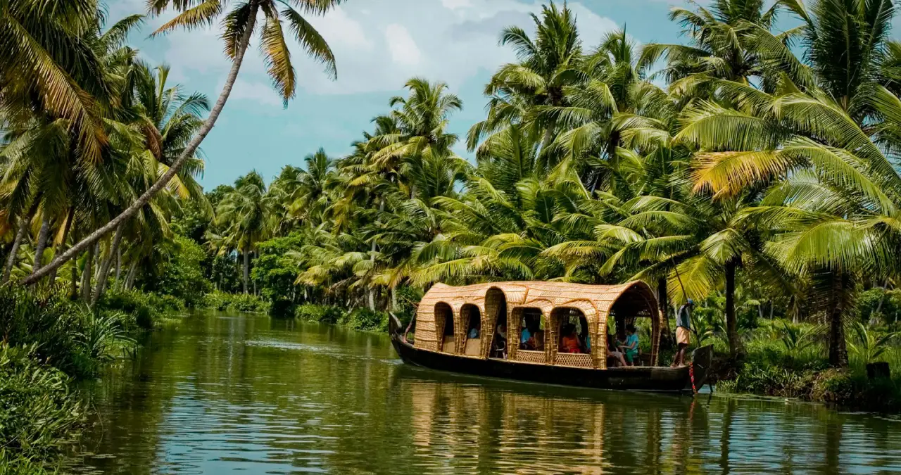 kerala tour from mumbai